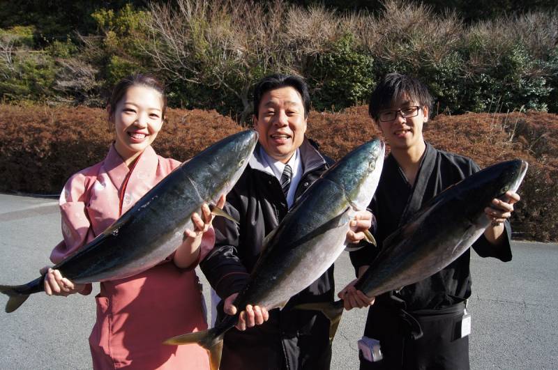 紀伊長島港で10㎏【寒ブリ】3本ゲット！！