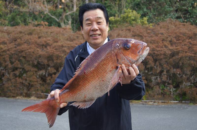 桜鯛と中西総料理長