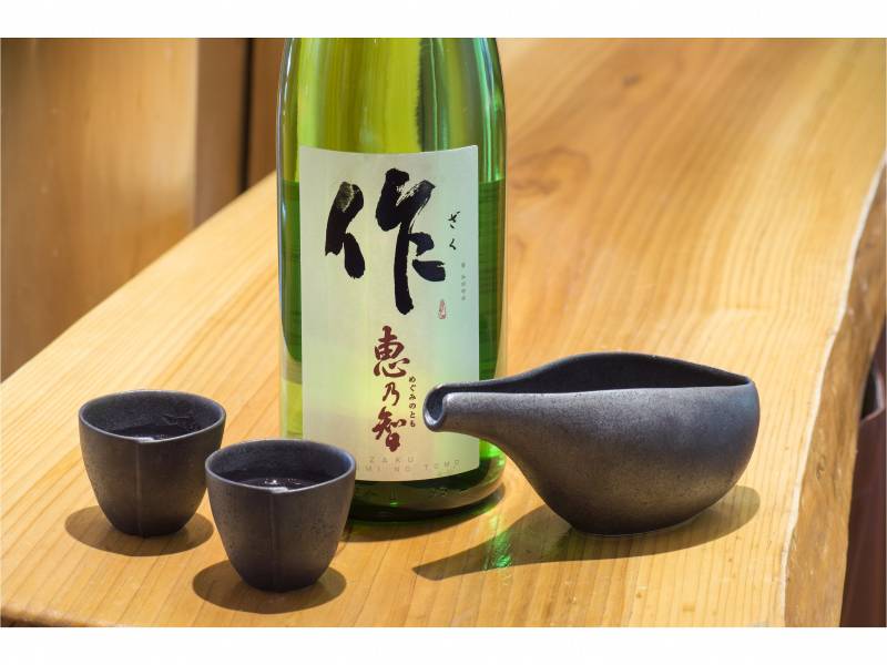 「世界酒蔵ランキング2019」で、「作（ざく）」などで有名な三重県の【清水清三郎商店】さんが世界一に選ばれました！！