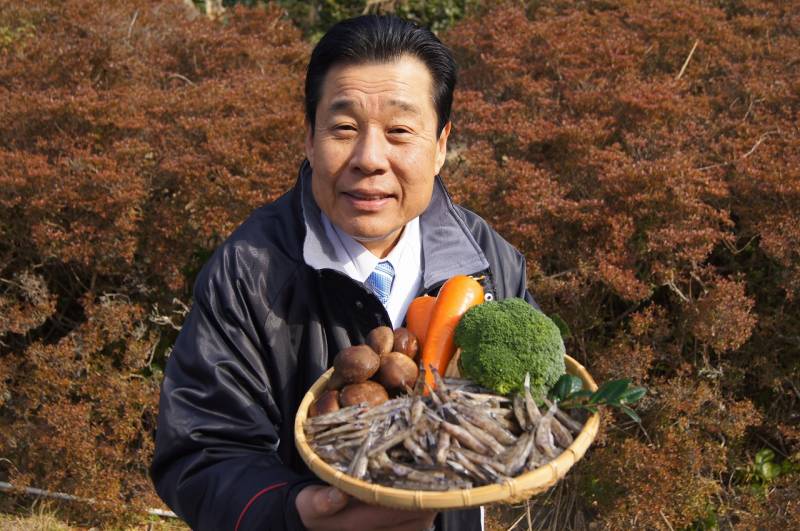 尾鷲港で旬の深海魚【メヒカリ】と地元農家から【地野菜】仕入れ！